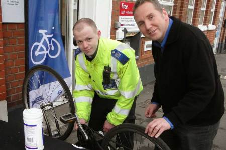 Met Police ‘Community Action Day’ Offers Free Bike Marking Across London Boroughs Met Police ‘Community Action Day’ Offers Free Bike Marking Across London Boroughs
