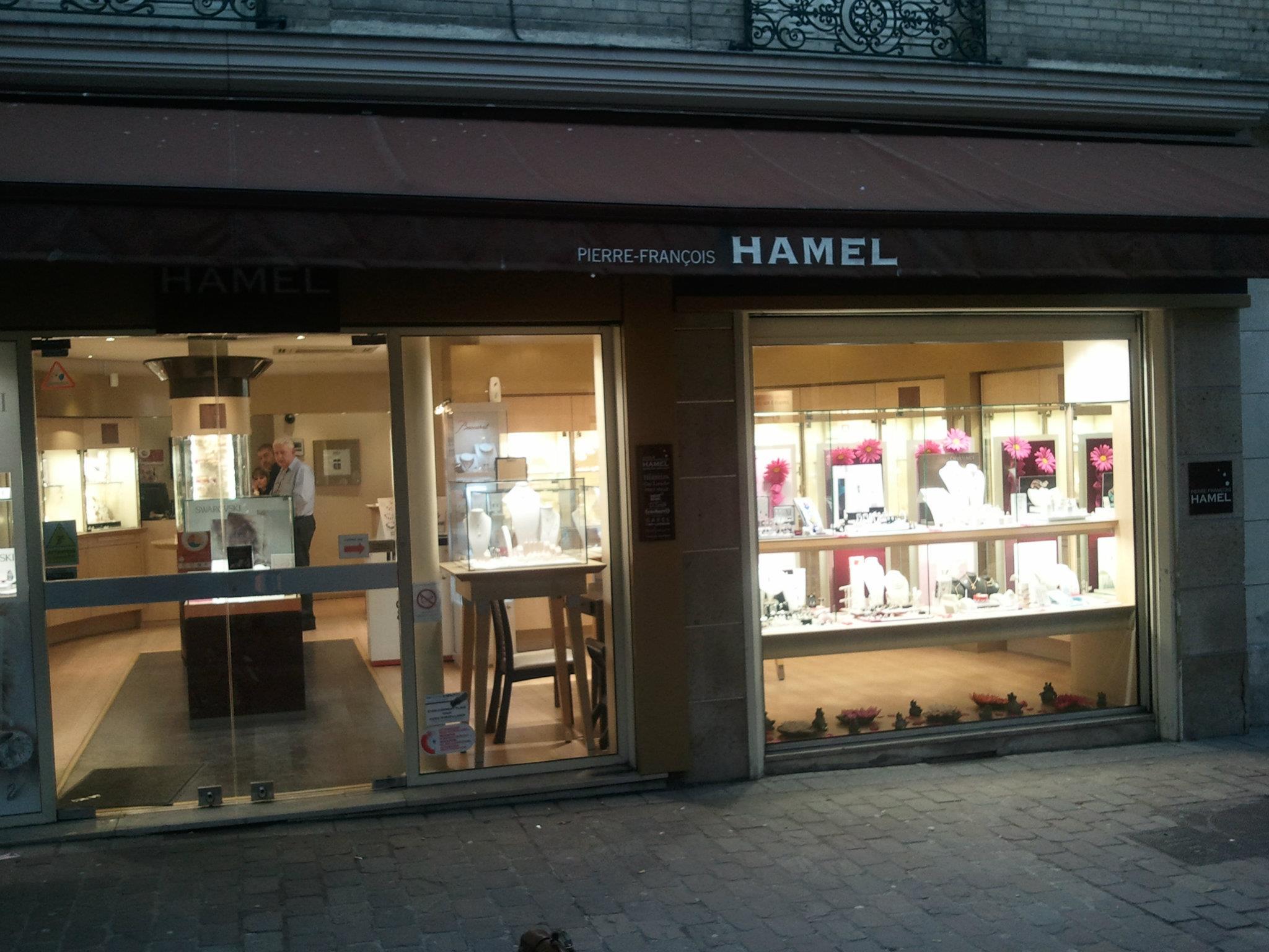 SelectaDNA protège les bijouteries Hamel