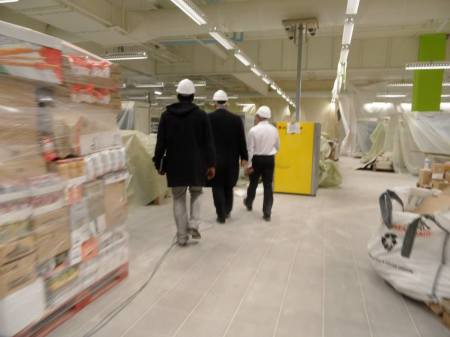 Shopping Centre Secured With Spray Shopping Centre Secured With Spray